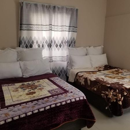 Pinto City Motel Kempton Park Exteriér fotografie